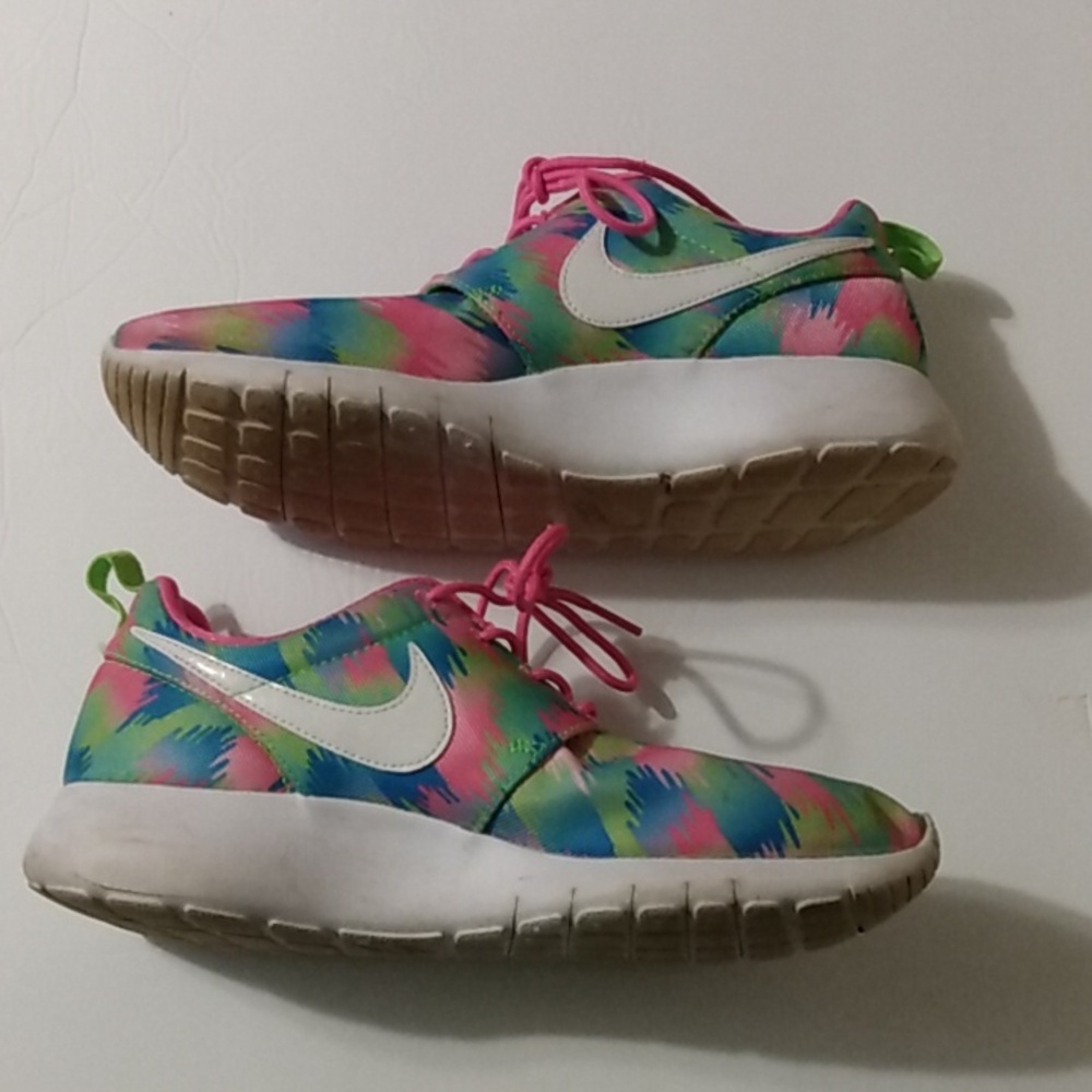 Nike running walking shoe